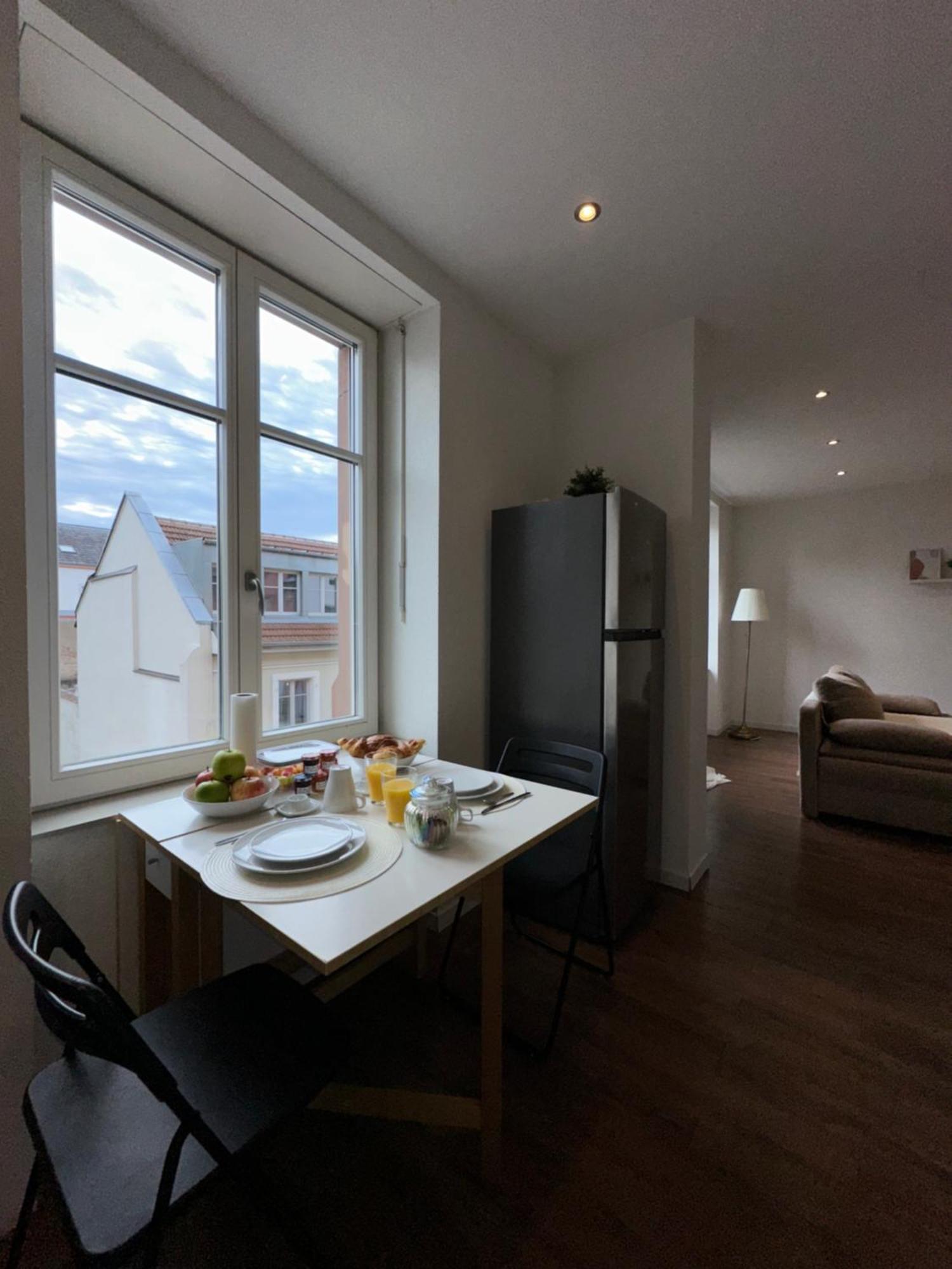 # Le 3 # Joli Appartement T3 Mulhouse Centre, Neuf, Calme Et Tout Equipe Luaran gambar