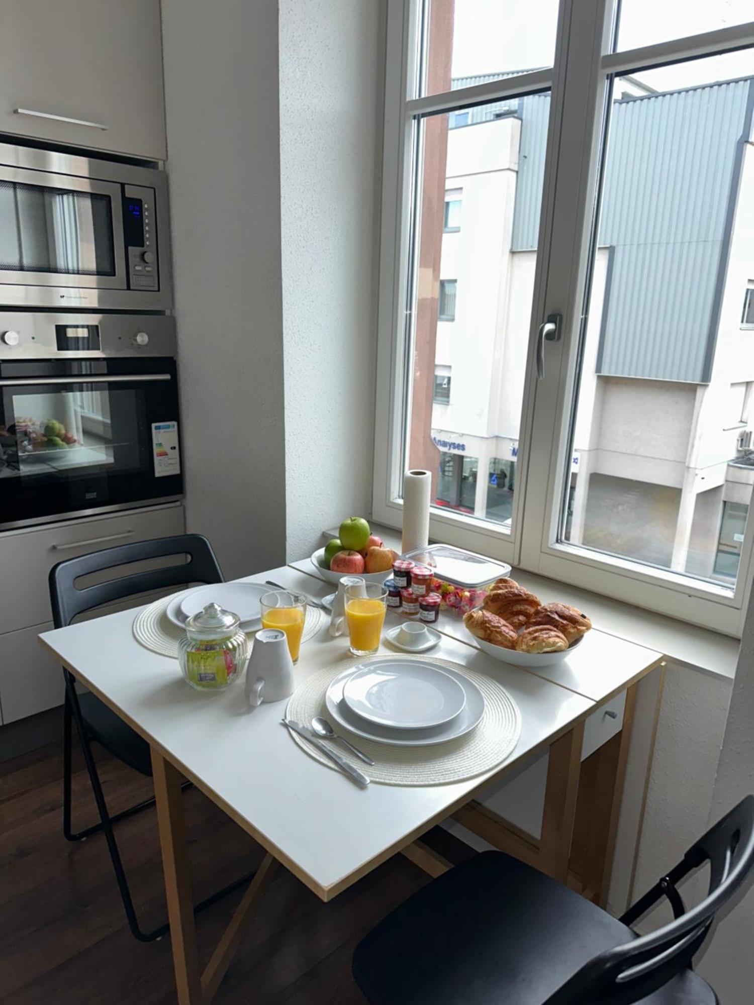 # Le 3 # Joli Appartement T3 Mulhouse Centre, Neuf, Calme Et Tout Equipe Luaran gambar