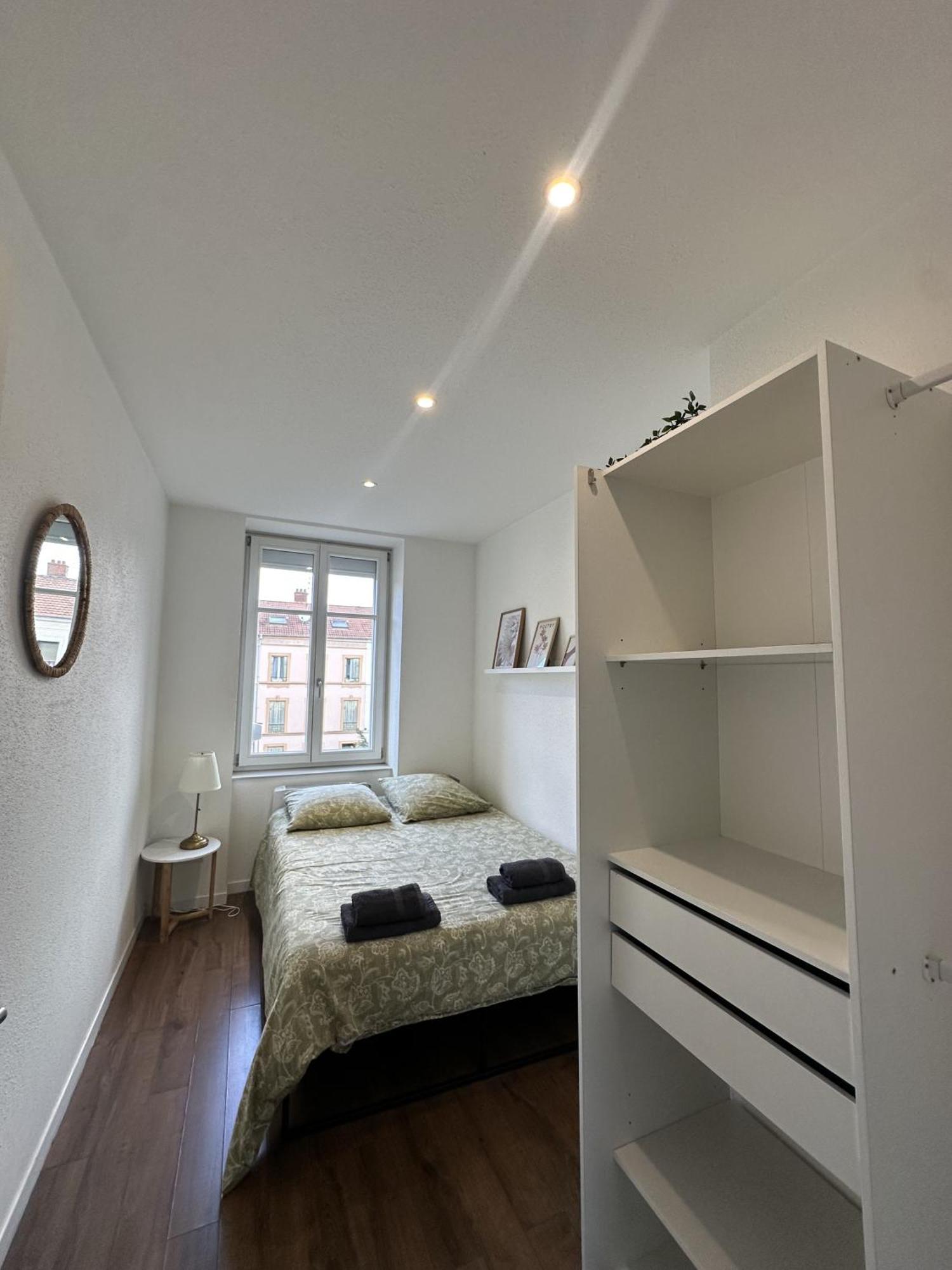 # Le 3 # Joli Appartement T3 Mulhouse Centre, Neuf, Calme Et Tout Equipe Luaran gambar